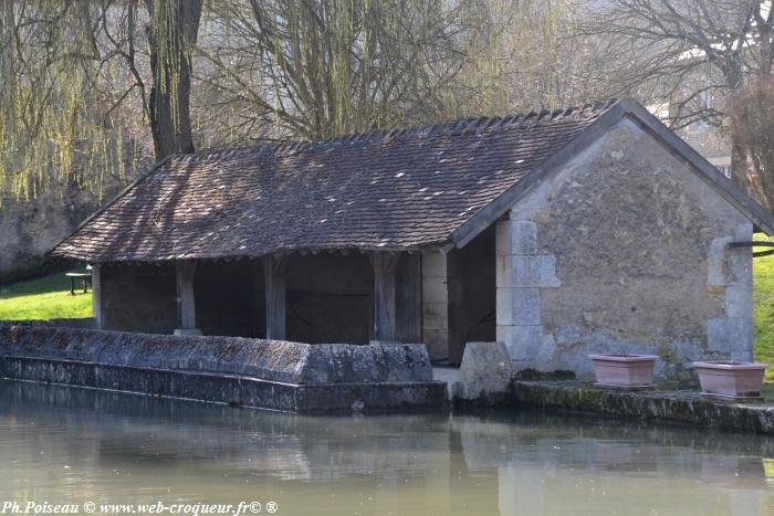 Lavoir de Cessy les Bois