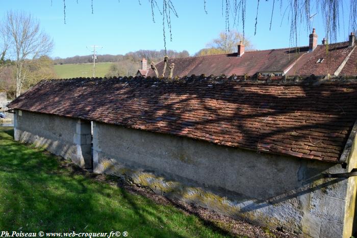 Lavoir de Cessy les Bois