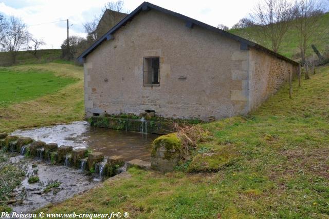 Lavoir de Chazeuil du Grand Fond