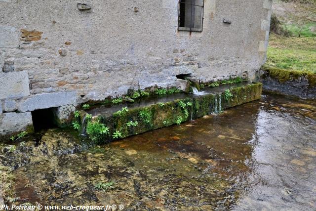 Lavoir de Chazeuil du Grand Fond