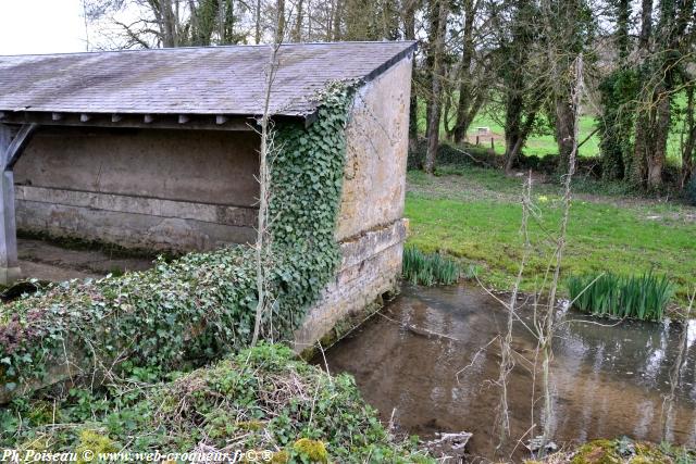 Lavoir de l'étang de Chazeuil Nièvre Passion