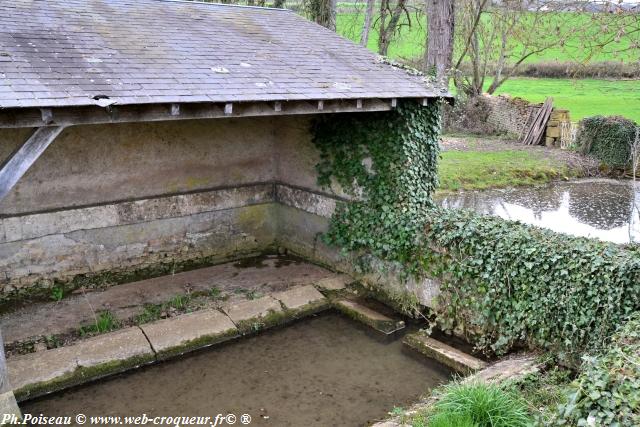 Lavoir de l'étang de Chazeuil Nièvre Passion