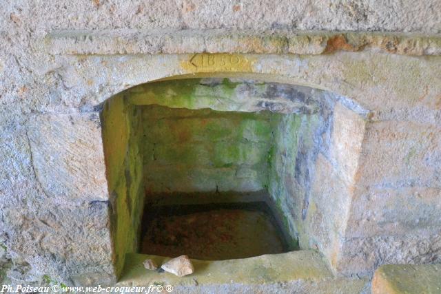 Lavoir de Chazeuil du Grand Fond