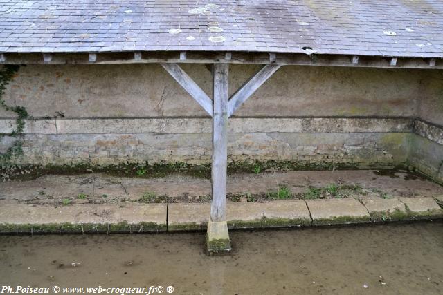 Lavoir de l'étang de Chazeuil Nièvre Passion