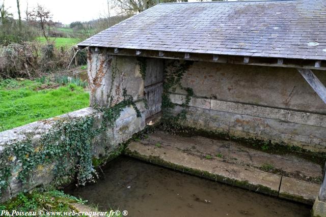 Lavoir de l'étang de Chazeuil Nièvre Passion