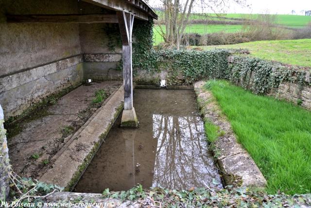 Lavoir de l'étang de Chazeuil Nièvre Passion