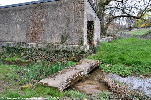 Lavoir de l'étang de Chazeuil Nièvre Passion