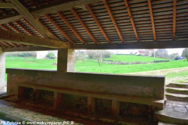 Lavoir de Chazeuil du Grand Fond