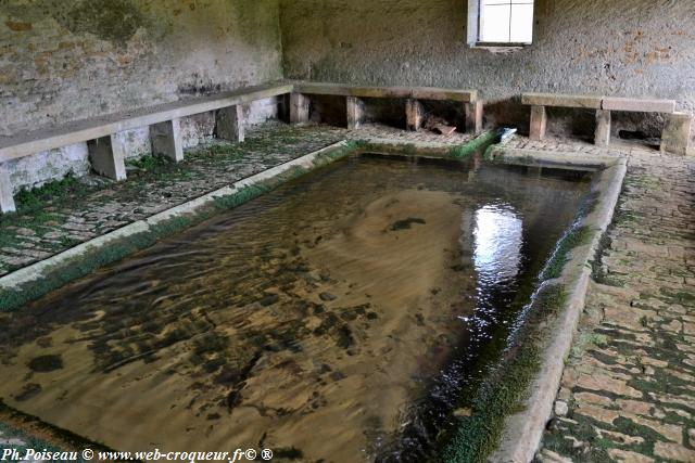 Lavoir de Chazeuil du Grand Fond