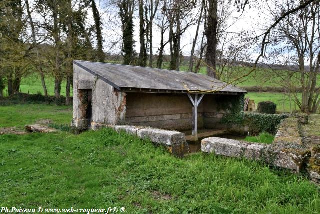 Lavoir de l'étang de Chazeuil Nièvre Passion