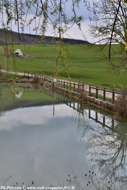 Lavoir de l'étang de Chazeuil Nièvre Passion