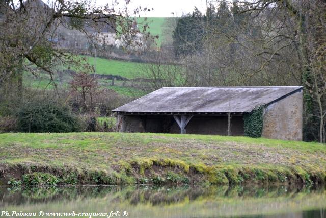 Lavoir de l'étang de Chazeuil Nièvre Passion