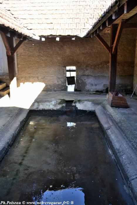 Lavoir de Sainte Colombe des Bois