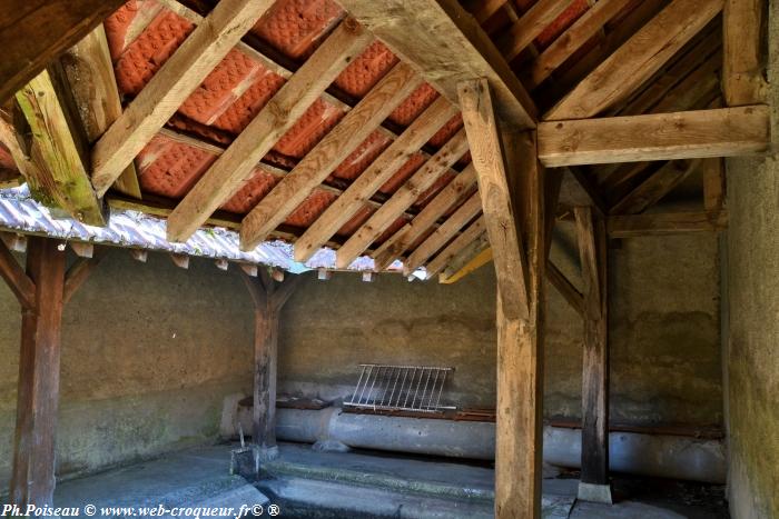 Lavoir de Sainte Colombe des Bois