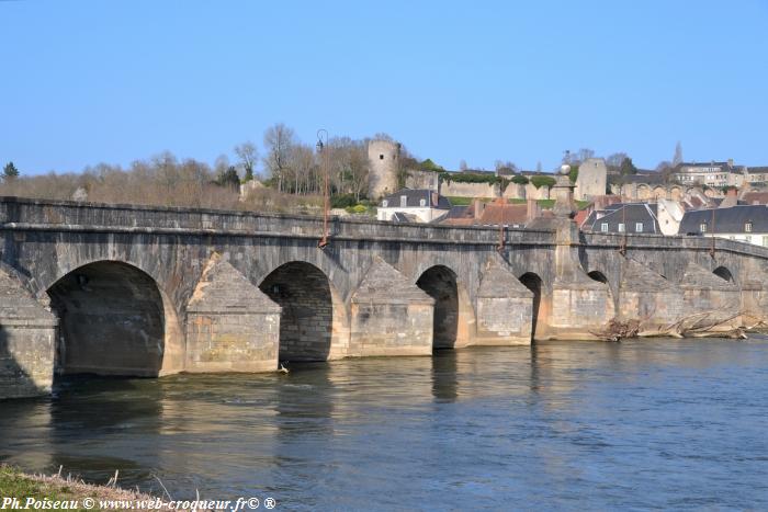 Pont de la Loire Nièvre Passion