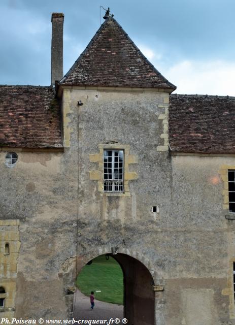 Château de Chitry-les-Mines