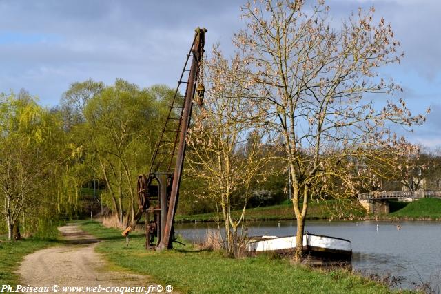 La Grue du canal de Gimouille