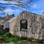 Lavoir de Nuars un beau patrimoine vernaculaire.