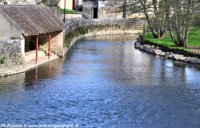 Lavoir de Monceaux le Comte Nièvre Passion