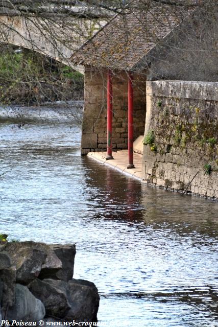 Lavoir de Monceaux le Comte Nièvre Passion