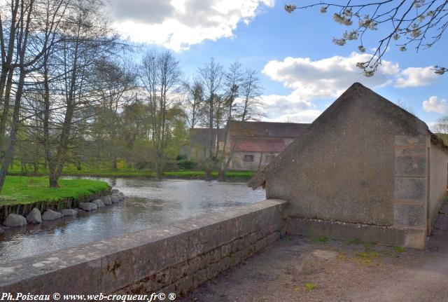 Lavoir de Monceaux le Comte Nièvre Passion