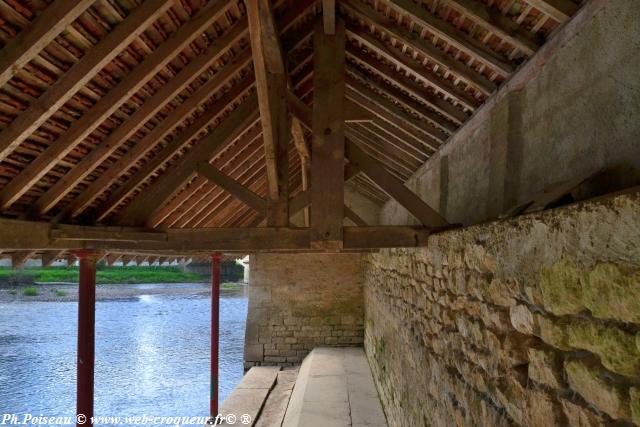 Lavoir de Monceaux le Comte Nièvre Passion