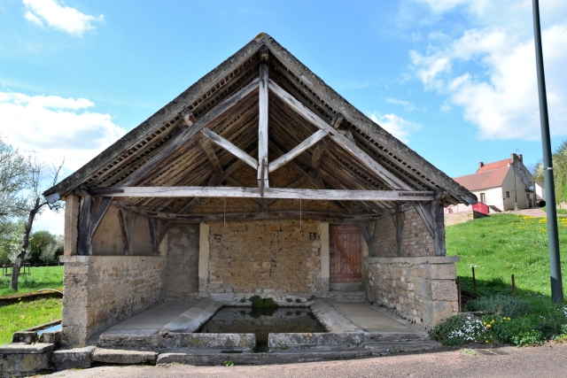 Lavoir de Teigny