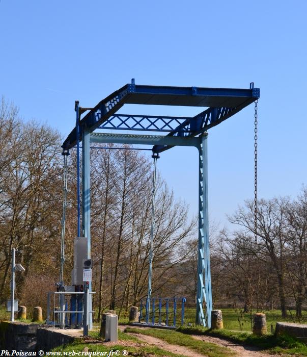 Pont Levis de Dirol un remarquable ouvrage