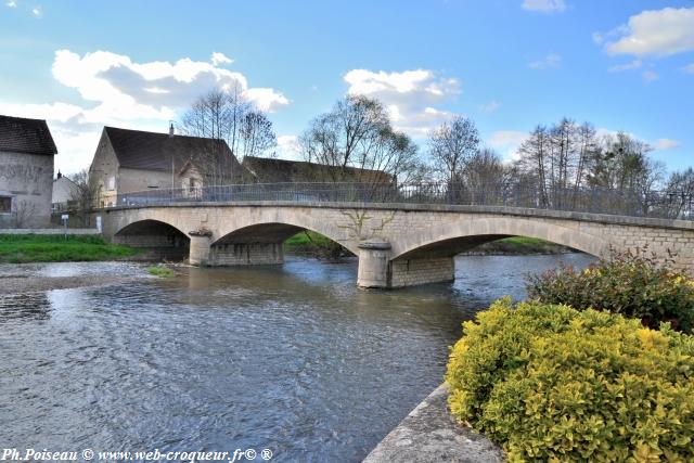 Pont de Monceaux le Comte Nièvre Passion