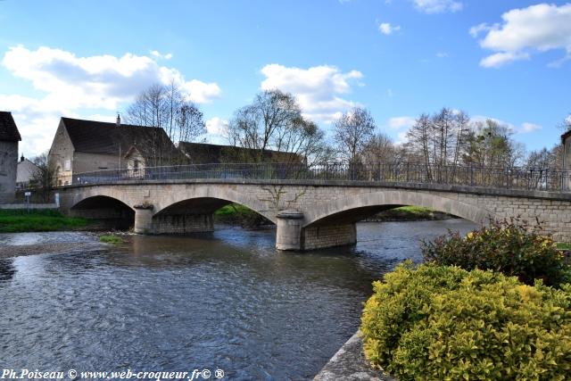 Pont de Monceaux le Comte Nièvre Passion