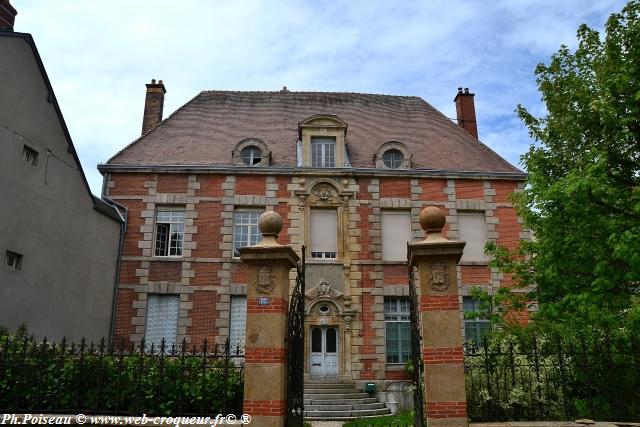 Caisse d'épargne de Château Chinon Nièvre Passion