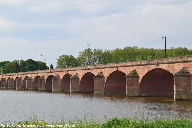 Le Pont-de-Loire de Nevers