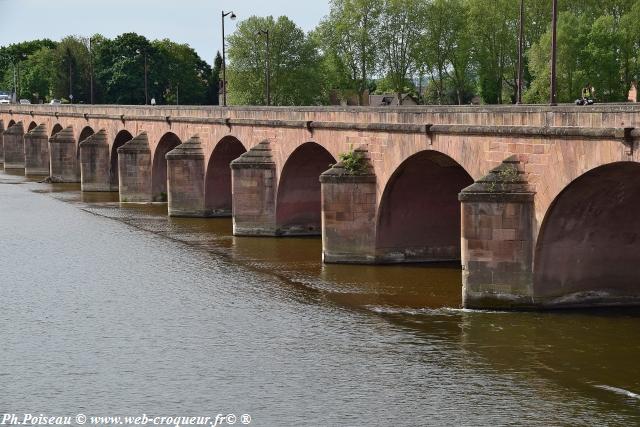 Le Pont-de-Loire de Nevers