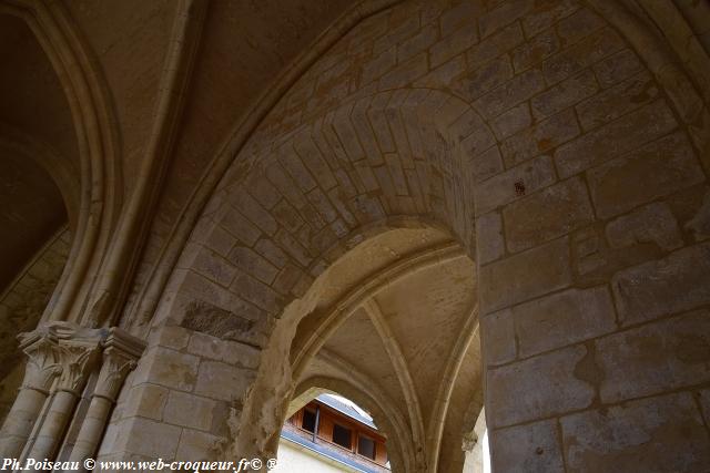 Abbaye Notre Dame de Nevers Nièvre Passion