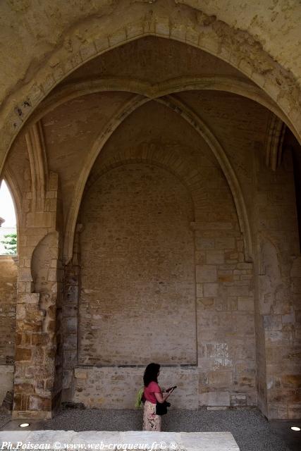 Abbaye Notre Dame de Nevers Nièvre Passion