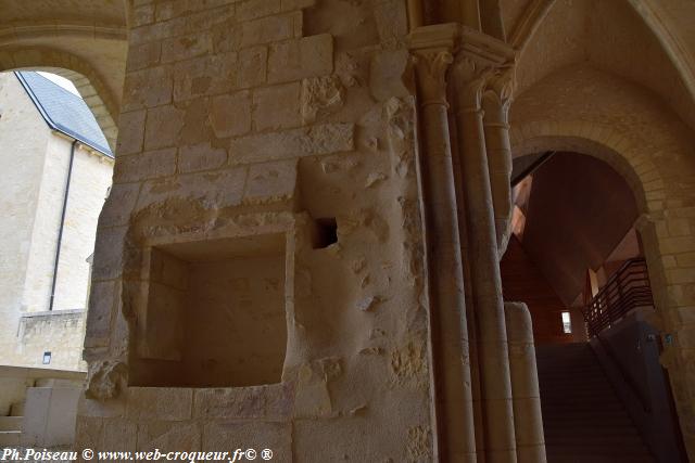 Abbaye Notre Dame de Nevers Nièvre Passion