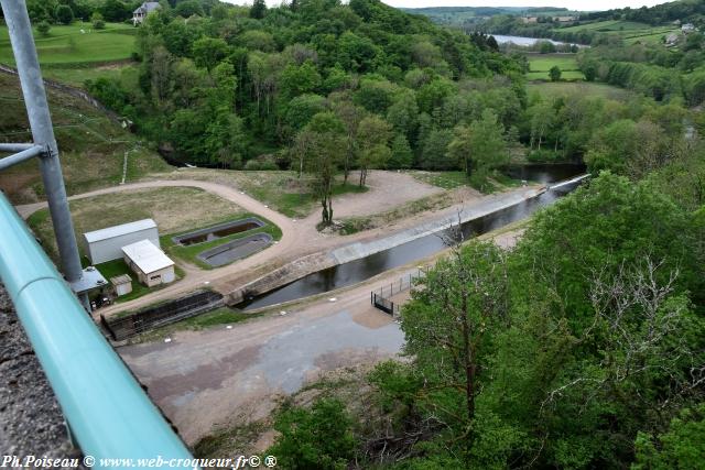 Le Barrage de Pannecière