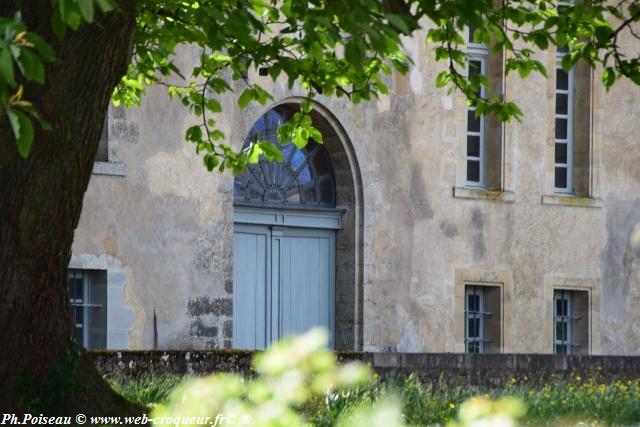 Château d'Aunay en Bazois