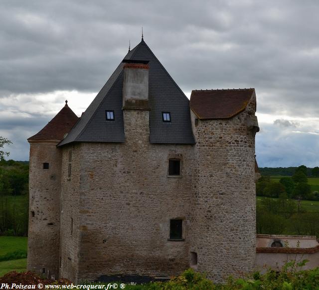 Château de Mouron sur Yonne