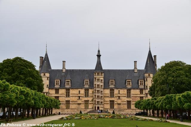 Le Palais Ducal de Nevers Nièvre Passion