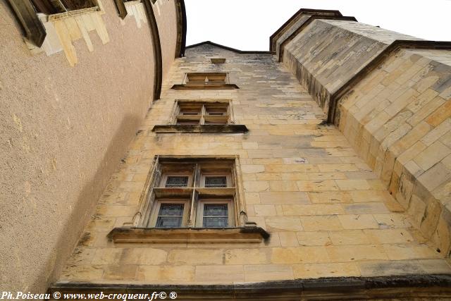 Le Palais Ducal de Nevers Nièvre Passion