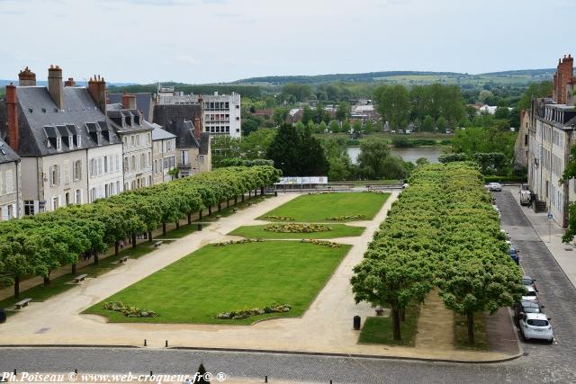 Le Palais Ducal de Nevers Nièvre Passion