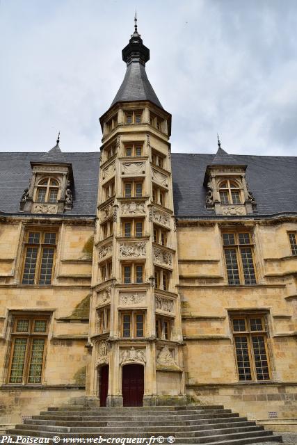 Le Palais Ducal de Nevers Nièvre Passion