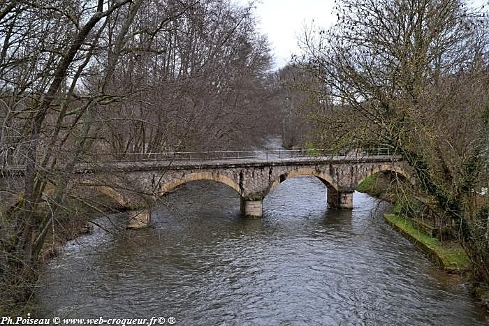 Pont de Chitry les Mines