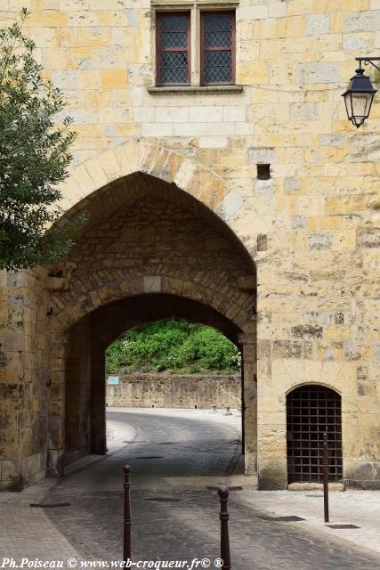Porte du Croux de Nevers