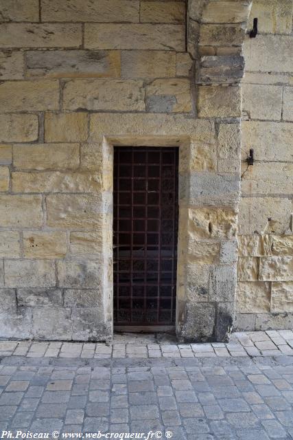 Porte du Croux de Nevers