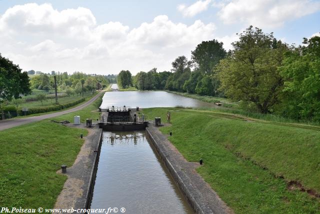 Écluses 4.5.6 de Chavance un ouvrage du Canal