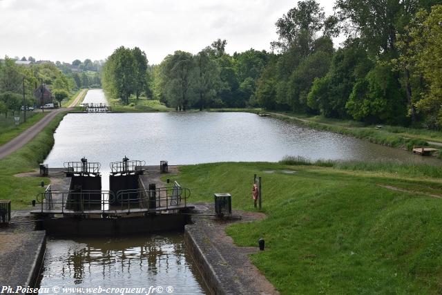 Écluses 4.5.6 de Chavance un ouvrage du Canal