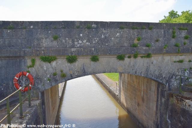 Écluses 4.5.6 de Chavance un ouvrage du Canal