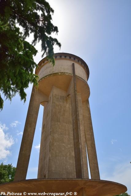 Château d'eau de Bouhy